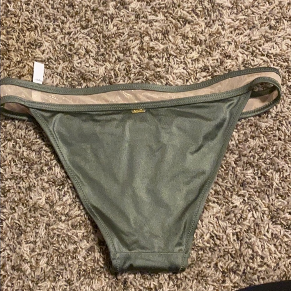 Swim suit bottoms